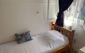 Cheerfull 2-Bedroom With Patio. Close To All Ameneties.